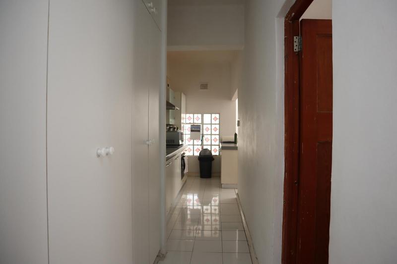 To Let 2 Bedroom Property for Rent in Sea Point Western Cape